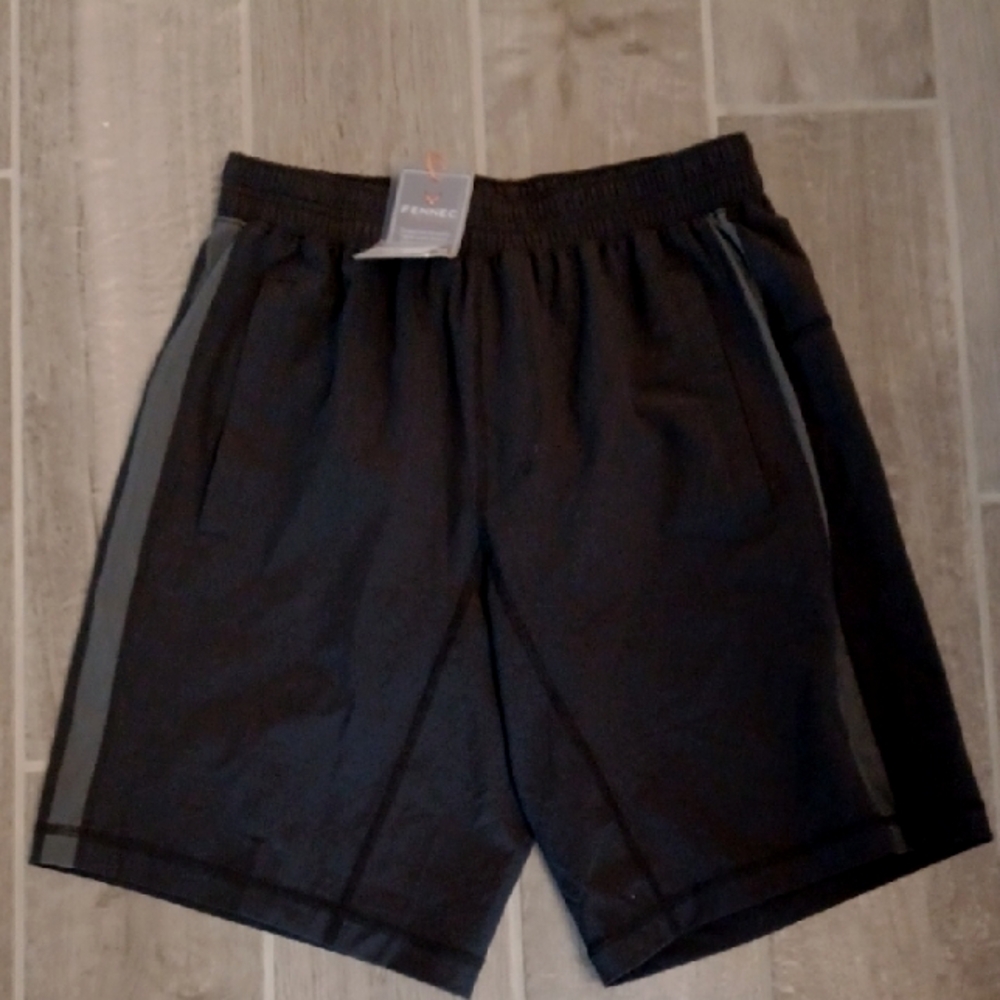 FENNEC MEN'S BLACKNWORKOUT SHORT NWT